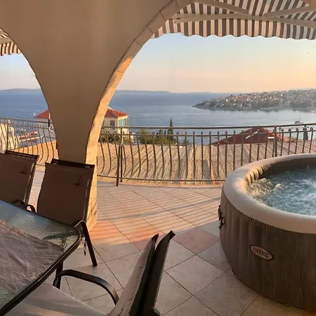 House Mira * Trogir