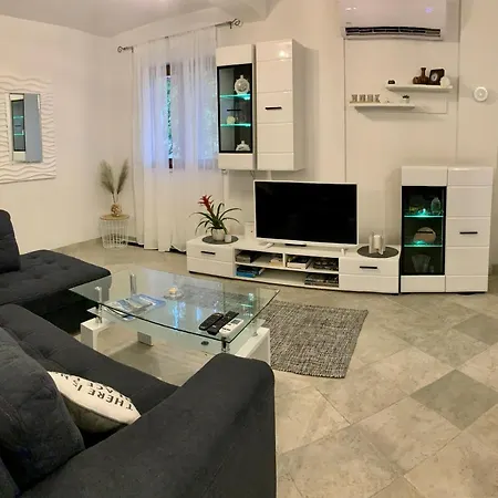 House Mira * Trogir