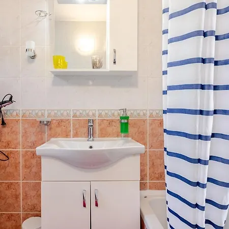 Сasa de vacaciones House Mira